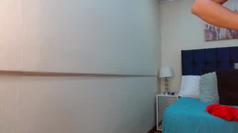 Snapshot of minniedavis chatting on 01-14-26, 12:33 minniedavis online show from 01-14-26, 12:33