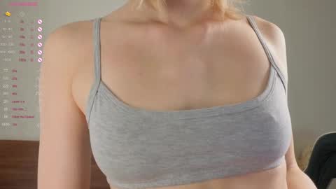 Snapshot of minnietammy chatting on 09-10-25, 01:27 Mary is here 3 My favorite patterns 77143222321Try my private online show from 09-10-25, 01:27