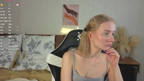 Snapshot of minnietammy chatting on 10-25-25, 11:10 Mary is here 3 My favorite patterns 77143222321Try my private online show from 10-25-25, 11:10