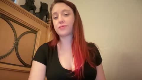 Snapshot of minnyminx chatting on 03-12-26, 01:06 Minx online show from 03-12-26, 01:06