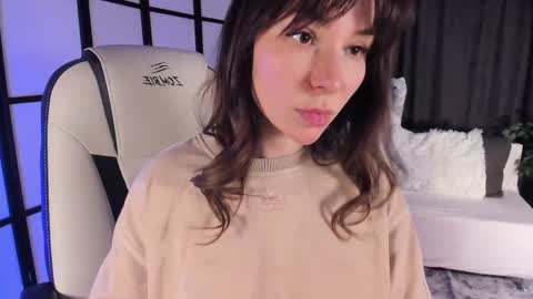 Snapshot of mintrose chatting on 03-02-25, 11:07 Rosie online show from 03-02-25, 11:07