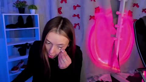 Snapshot of mipsymipson chatting on 03-07-25, 01:07 NEXT STREAM NOVEMBER 27282930 online show from 03-07-25, 01:07