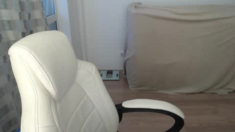 Snapshot of mira_g chatting on 02-11-26, 02:33 mira_g online show from 02-11-26, 02:33