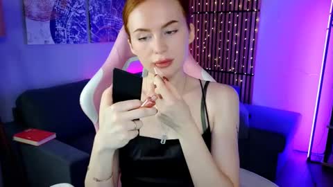 Snapshot of mira_glace chatting on 01-17-25, 09:06 Mira3 online show from 01-17-25, 09:06