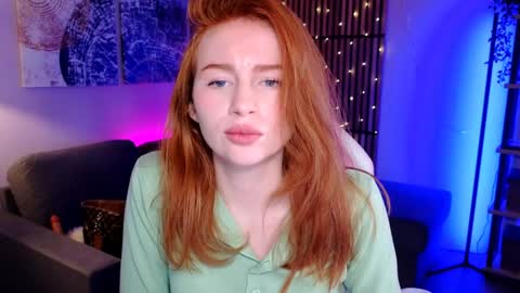 Snapshot of mira_glace chatting on 01-25-25, 11:44 Mira3 online show from 01-25-25, 11:44