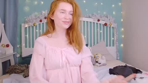 Snapshot of mira_glace chatting on 01-26-25, 01:47 Mira3 online show from 01-26-25, 01:47