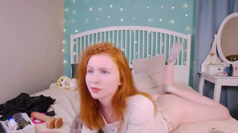 Snapshot of mira_glace chatting on 03-01-25, 03:16 Mira3 online show from 03-01-25, 03:16