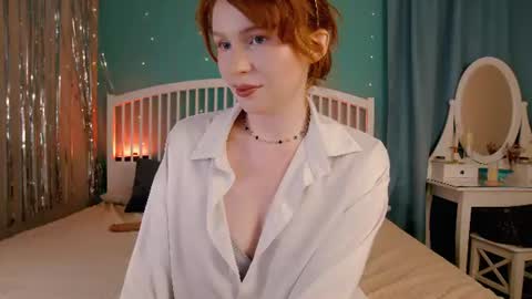 Snapshot of mira_glace chatting on 07-11-26, 01:36 Mira3 online show from 07-11-26, 01:36