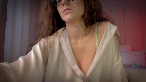 Mira online show from 04-11-26, 10:30