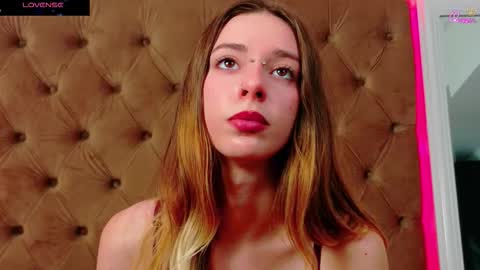 Snapshot of mira_lynxx chatting on 01-05-26, 05:27 mira_lynxx online show from 01-05-26, 05:27