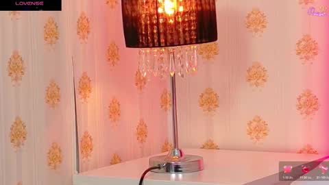 Snapshot of mira_lynxx chatting on 01-15-26, 05:01 mira_lynxx online show from 01-15-26, 05:01