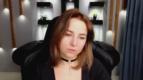 Mira online show from 01-11-25, 01:16