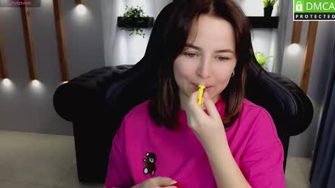 Mira online show from 03-05-25, 11:49