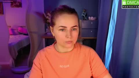 Mira online show from 05-25-26, 01:11