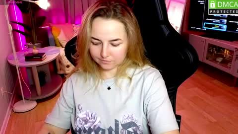Mira online show from 06-03-26, 02:44