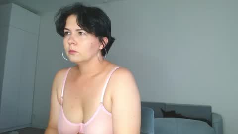 Snapshot of miradiaz chatting on 07-18-26, 09:13 Meera online show from 07-18-26, 09:13