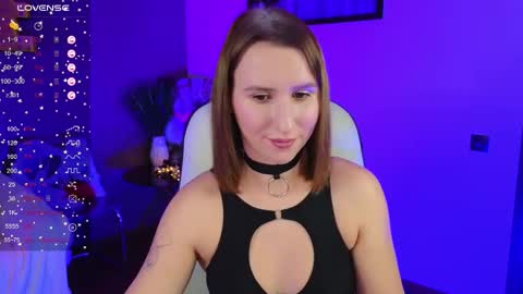 Snapshot of miralush chatting on 11-15-25, 11:10 Mira online show from 11-15-25, 11:10