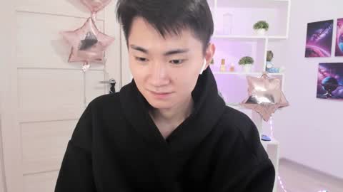 Snapshot of miram_yoo chatting on 12-08-24, 11:19 online show from 12-08-24, 11:19