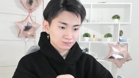 Snapshot of miram_yoo chatting on 12-13-24, 06:59 online show from 12-13-24, 06:59