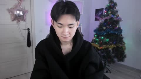 Snapshot of miram_yoo chatting on 01-02-25, 05:35 online show from 01-02-25, 05:35