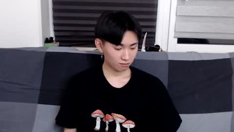 Snapshot of miram_yoo chatting on 01-11-25, 05:40 online show from 01-11-25, 05:40