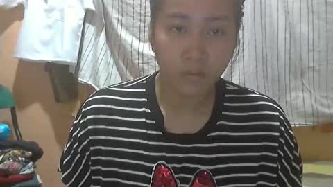 Snapshot of mirana_xxx chatting on 01-08-26, 10:01 Im Ping online show from 01-08-26, 10:01