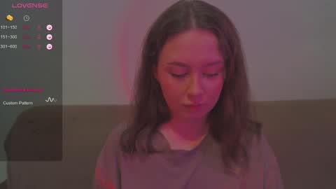 Kira online show from 10-20-25, 03:56