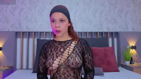 Snapshot of miranda_blair chatting on 11-24-25, 10:53 Miranda online show from 11-24-25, 10:53