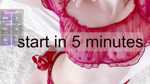 Snapshot of miranda_kery chatting on 05-19-26, 05:58 Mira online show from 05-19-26, 05:58