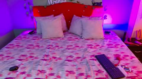 Snapshot of mirandabigboobs chatting on 01-10-26, 03:36 Miranda online show from 01-10-26, 03:36