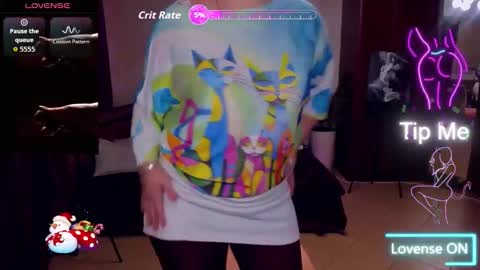 Snapshot of mirandadyson chatting on 10-04-25, 06:39 MirandaDyson online show from 10-04-25, 06:39