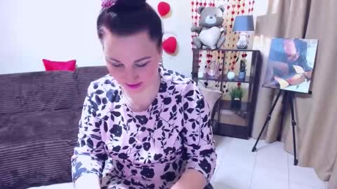 Snapshot of mirandadyson chatting on 02-27-26, 03:01 MirandaDyson online show from 02-27-26, 03:01