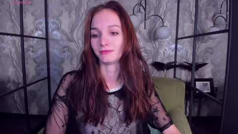 Snapshot of mirandaglow chatting on 02-07-25, 08:55 Miranda online show from 02-07-25, 08:55