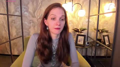 Snapshot of mirandaglow chatting on 03-11-25, 09:02 Miranda online show from 03-11-25, 09:02