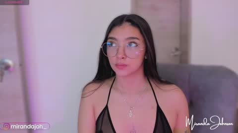 Snapshot of mirandajohnson_ chatting on 01-18-26, 05:17 Miranda online show from 01-18-26, 05:17