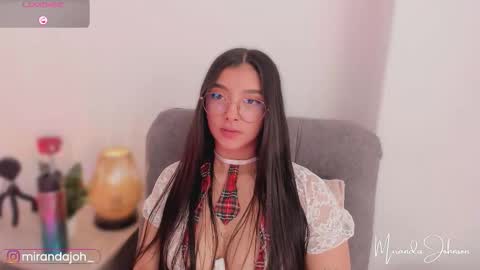 Snapshot of mirandajohnson_ chatting on 02-17-26, 02:02 Miranda online show from 02-17-26, 02:02