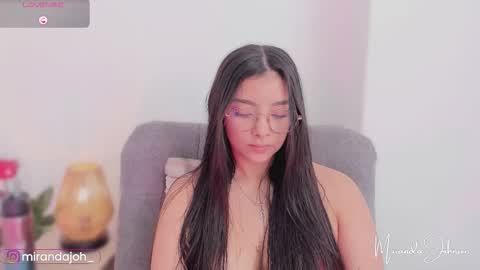 Snapshot of mirandajohnson_ chatting on 02-19-26, 01:51 Miranda online show from 02-19-26, 01:51