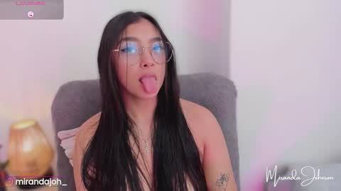 Snapshot of mirandajohnson_ chatting on 03-02-26, 02:02 Miranda online show from 03-02-26, 02:02
