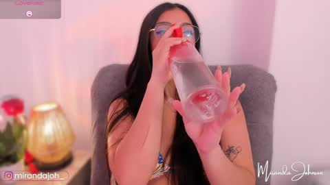Snapshot of mirandajohnson_ chatting on 05-14-26, 12:12 Miranda online show from 05-14-26, 12:12