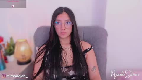 Snapshot of mirandajohnson_ chatting on 05-29-26, 02:26 Miranda online show from 05-29-26, 02:26