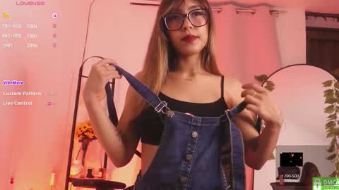 Snapshot of miranditaa chatting on 03-01-26, 05:20 MIRANDA HERNANDEZ online show from 03-01-26, 05:20