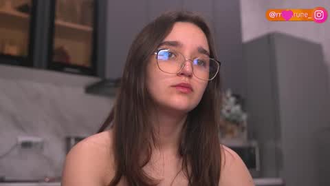 mirarune online show from 12-19-25, 01:51