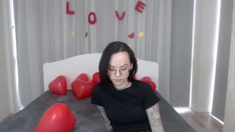 Mira online show from 02-14-25, 01:40