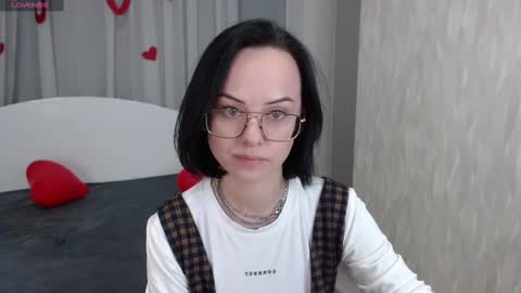 Mira online show from 02-17-25, 03:42