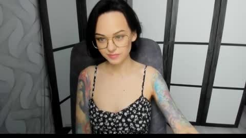 Mira online show from 03-10-25, 11:27