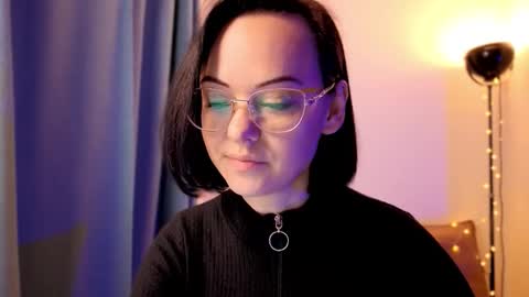 MiraSkyy online show from 11-20-25, 04:29