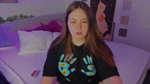 Snapshot of mireyalin chatting on 05-17-26, 08:55 Mireya online show from 05-17-26, 08:55