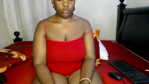 Snapshot of mireypeace chatting on 06-24-26, 12:53 mireypeace online show from 06-24-26, 12:53