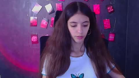 Snapshot of miri_miss chatting on 11-07-25, 01:00 Miri online show from 11-07-25, 01:00