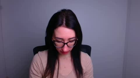 Snapshot of miriam_candyy chatting on 12-05-25, 06:22 Mariam online show from 12-05-25, 06:22